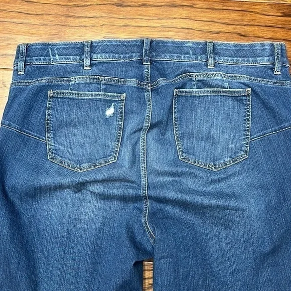 TORRID Bombshell Skinny Premium Stretch High-Rise Destructed Jean - Picture 11 of 11